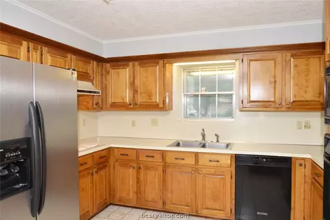 2426 E Briargate, Bryan, TX 77802 photo 7