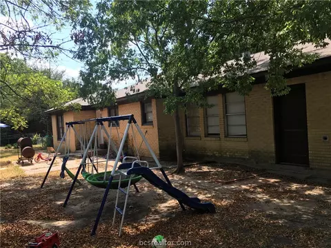 309 Pierce St, Bryan, TX 77803 photo 8
