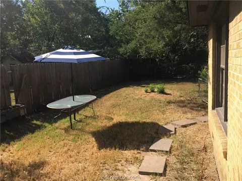 309 Pierce St, Bryan, TX 77803 photo 10