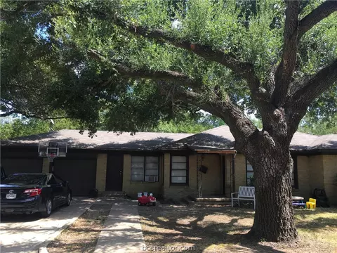 309 Pierce St, Bryan, TX 77803 photo 1