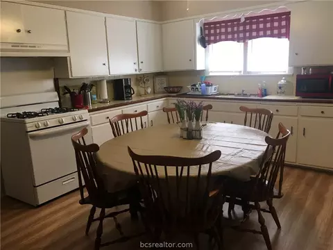 309 Pierce St, Bryan, TX 77803 photo 16