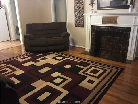 309 Pierce St, Bryan, TX 77803 photo 12