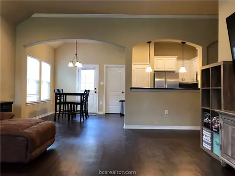 3903 Laura Ln, Bryan, TX 77803 photo 16