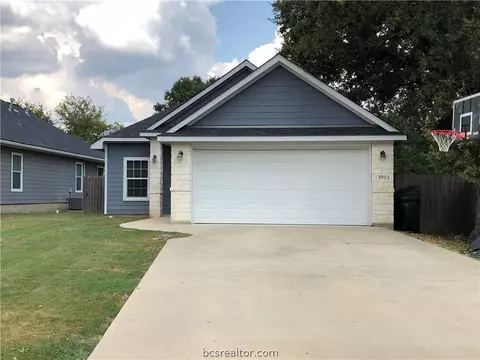 3903 Laura Ln, Bryan, TX 77803 photo 2