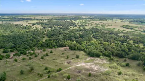 1402 Mathis Branch Ct, Bryan, TX 77808 photo 17