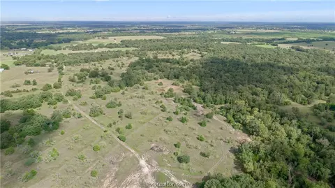 1402 Mathis Branch Ct, Bryan, TX 77808 photo 21