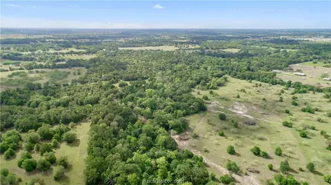 1402 Mathis Branch Ct, Bryan, TX 77808 photo 18