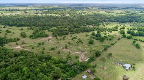 1402 Mathis Branch Ct, Bryan, TX 77808 photo 25