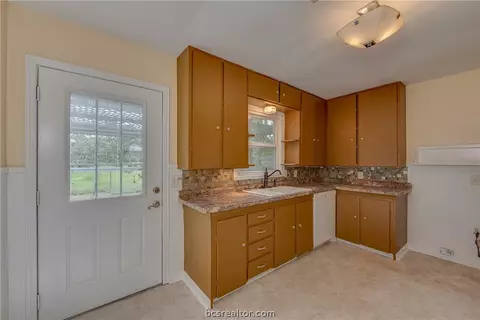 405 Dunn St, Bryan, TX 77801 photo 10