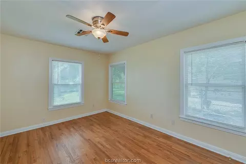 405 Dunn St, Bryan, TX 77801 photo 14