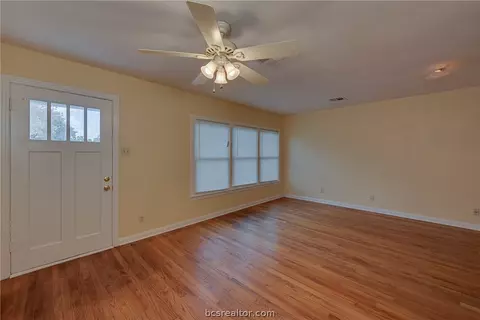 405 Dunn St, Bryan, TX 77801 photo 5
