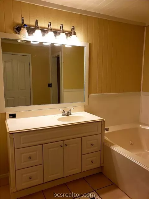 2114 County Road 301, Buffalo, TX 75831 photo 14