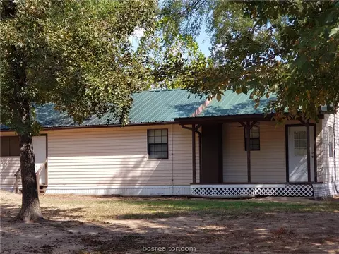 2114 County Road 301, Buffalo, TX 75831 photo 5