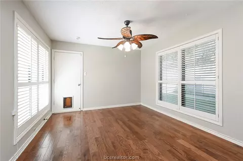 3000 Broadmoor Dr, Bryan, TX 77802 photo 9