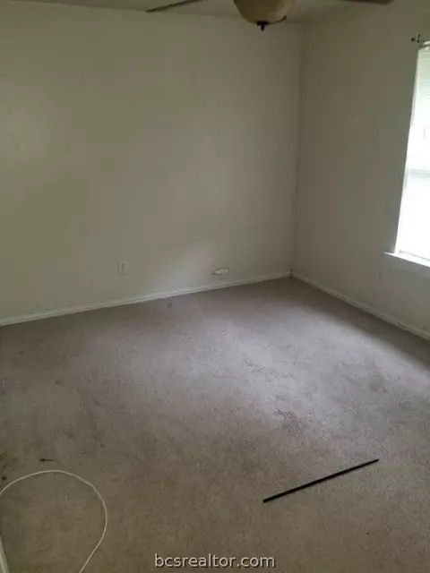 309 Ehlinger, Bryan, TX 77802 photo 10