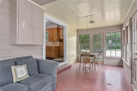 733 Eagle Pass St, Bryan, TX 77802 photo 13
