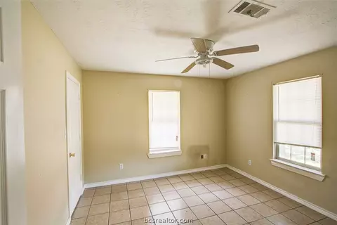 1506 Una, Bryan, TX 77803 photo 8
