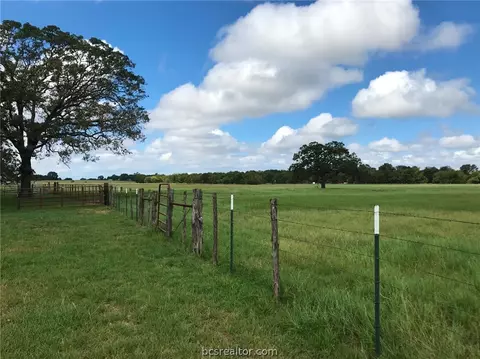 4816 Elmo, Calvert, TX 77837 photo 26