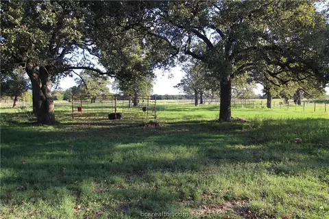 4816 Elmo, Calvert, TX 77837 photo 5