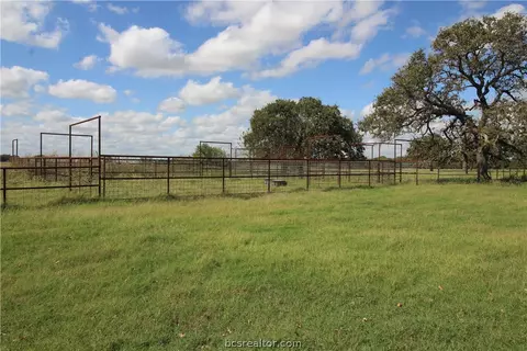 4816 Elmo, Calvert, TX 77837 photo 20