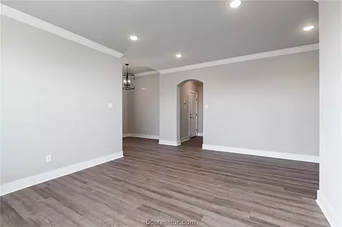 4267 Harding Way, Bryan, TX 77802 photo 6