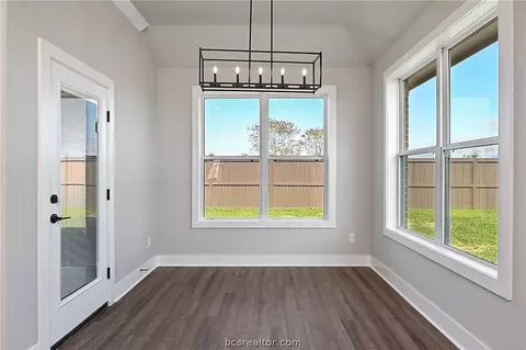 4267 Harding Way, Bryan, TX 77802 photo 10