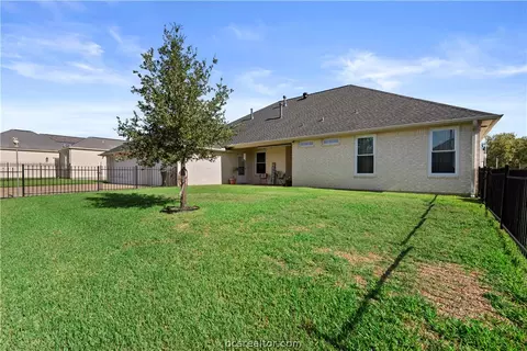 3109 Broadmoor Dr, Bryan, TX 77802 photo 25
