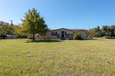 8136 Longview Dr, Bryan, TX 77808 photo 27