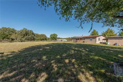 8136 Longview Dr, Bryan, TX 77808 photo 22
