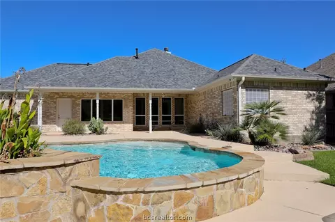 4910 Brompton Ln, Bryan, TX 77802 photo 26