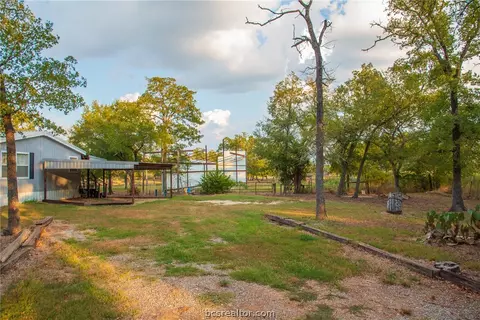 301 Oleander Dr, Somerville, TX 77879 photo 7