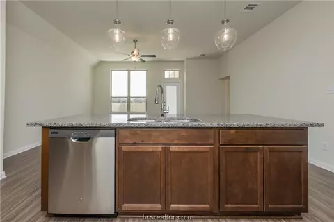 2109 Markley Dr, Bryan, TX 77807 photo 24