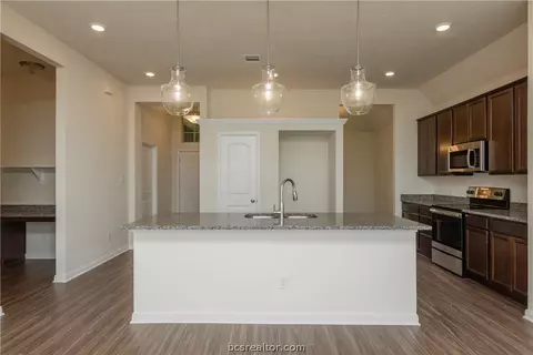 2109 Markley Dr, Bryan, TX 77807 photo 31