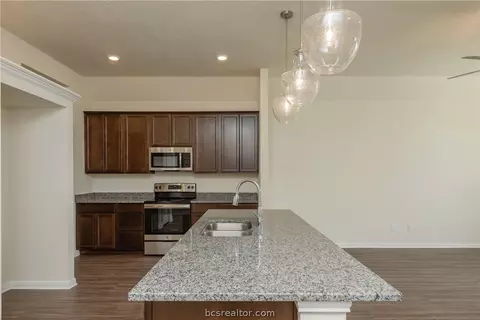 2109 Markley Dr, Bryan, TX 77807 photo 28