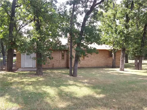 2201 Yellowstone Dr, Bryan, TX 77803 photo 20
