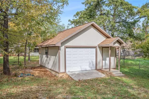 2201 Yellowstone Dr, Bryan, TX 77803 photo 23