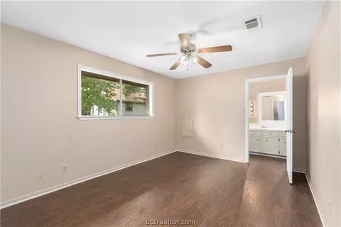 2201 Yellowstone Dr, Bryan, TX 77803 photo 15