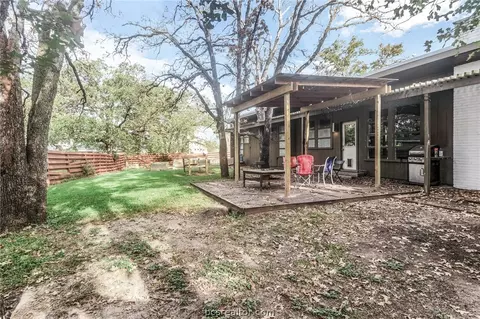 310 Tee Dr, Bryan, TX 77801 photo 25