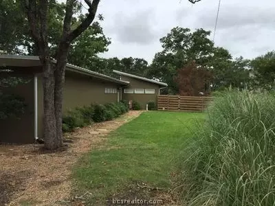 310 Tee Dr, Bryan, TX 77801 photo 30