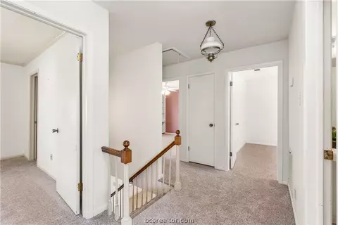 2804 Camelot Dr, Bryan, TX 77802 photo 9