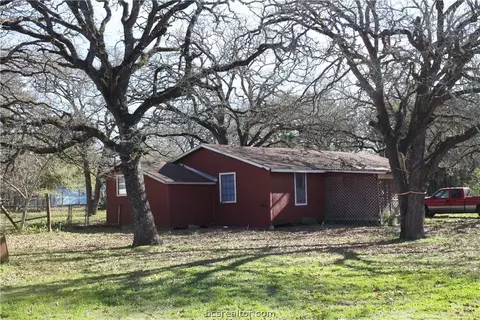 2109 Stevens Dr, Bryan, TX 77803 photo 3