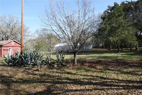 2109 Stevens Dr, Bryan, TX 77803 photo 11