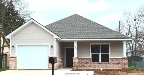 2408 Driftwood Dr, Bryan, TX 77803 photo 1