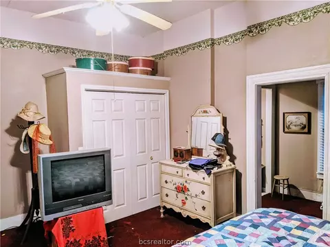 609 E Logan St, Calvert, TX 77837 photo 19