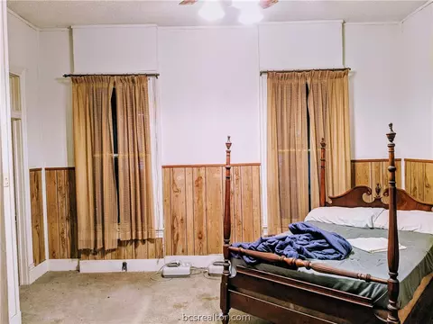 609 E Logan St, Calvert, TX 77837 photo 13