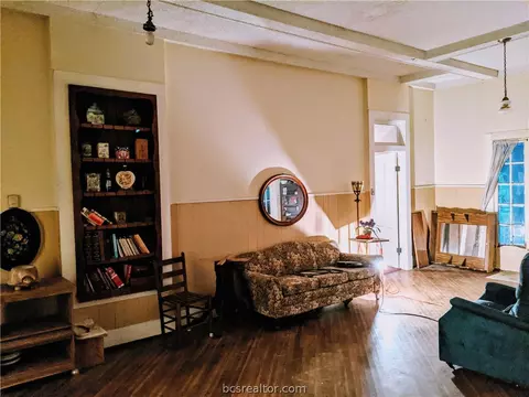 609 E Logan St, Calvert, TX 77837 photo 12