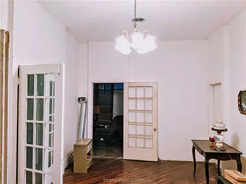 609 E Logan St, Calvert, TX 77837 photo 11