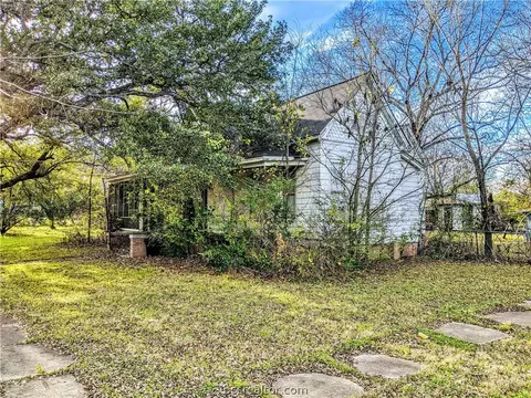 609 E Logan St, Calvert, TX 77837 photo 25