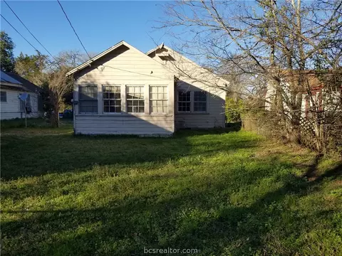 1109 Ettle St, Bryan, TX 77803 photo 10