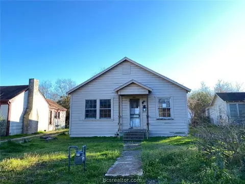 1109 Ettle St, Bryan, TX 77803 photo 1